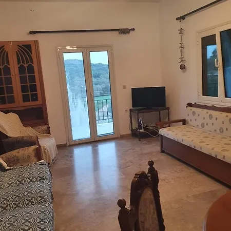 Skinilla With Mountain View Apartment *